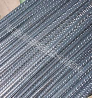 Sri Lankan customers use 300kw medium frequency induction heating equipment to cold-roll steel bars