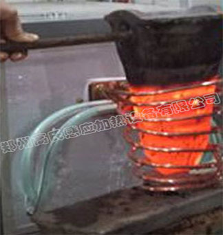 Bucket teeth heating by medium frequency induction heating power supply